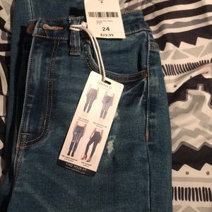 Pants for 15$